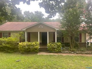 792 Seina Vista Drive, Madison, AL 35758