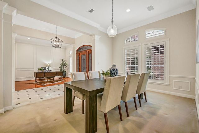 106 Charleston Street, Friendswood, TX 77546