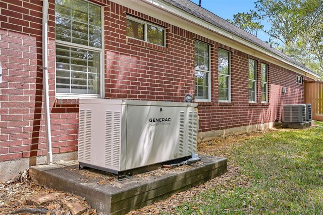 106 Charleston Street, Friendswood, TX 77546