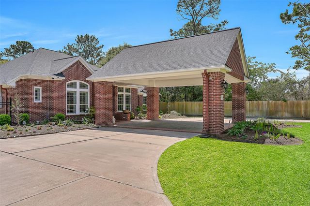 106 Charleston Street, Friendswood, TX 77546