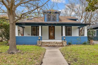 1211 Lexington ST, Taylor, TX 76574