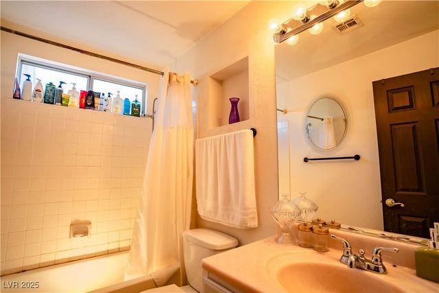 7985 Counterpoint Lane, Las Vegas, NV 89123