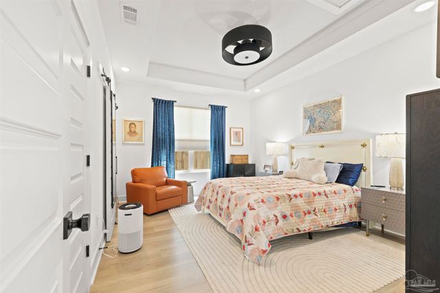 921 W Jackson St, Pensacola, FL 32501