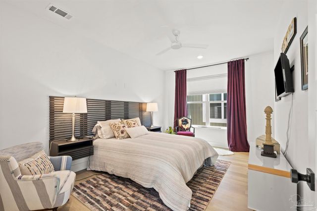 921 W Jackson St, Pensacola, FL 32501