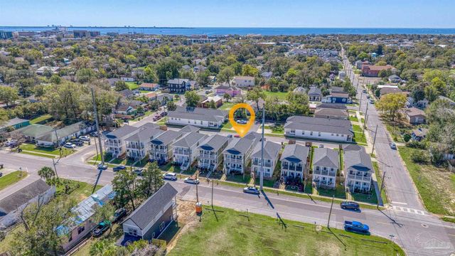 921 W Jackson St, Pensacola, FL 32501
