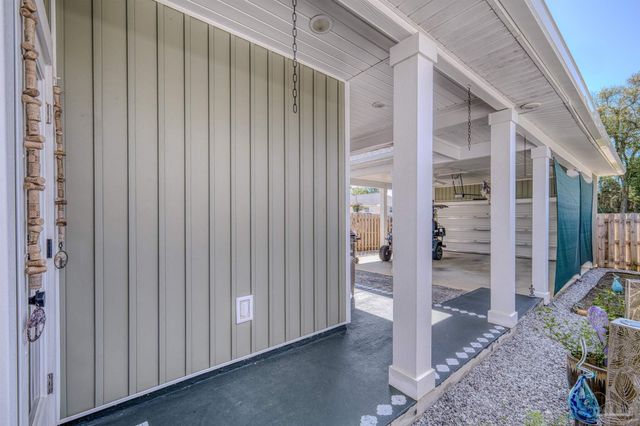 921 W Jackson St, Pensacola, FL 32501