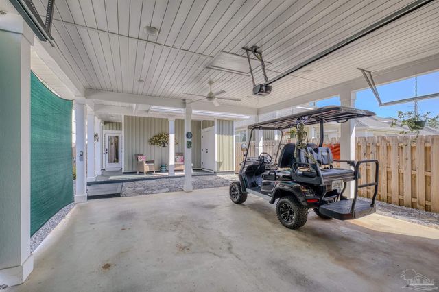 921 W Jackson St, Pensacola, FL 32501