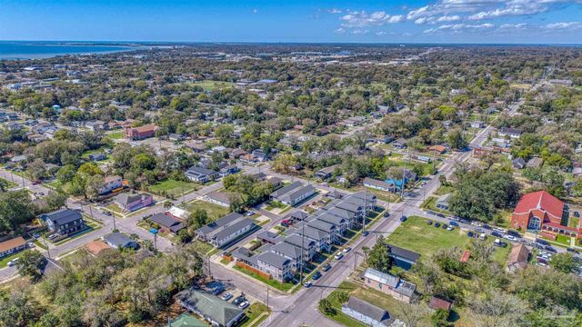 921 W Jackson St, Pensacola, FL 32501