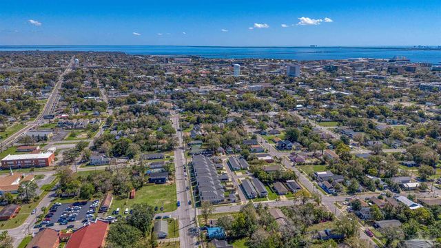 921 W Jackson St, Pensacola, FL 32501