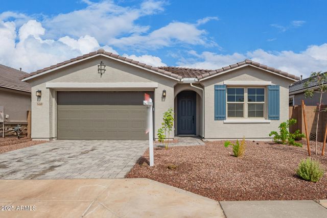 5448 W MANZANITA Drive, Glendale, AZ 85302