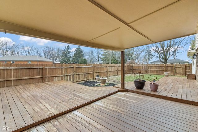 10190 N Balfer Drive E, Fortville, IN 46040