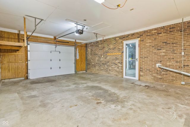 10190 N Balfer Drive E, Fortville, IN 46040