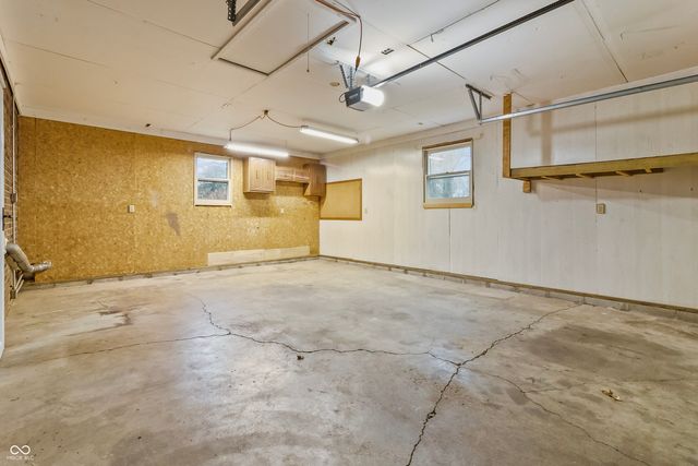 10190 N Balfer Drive E, Fortville, IN 46040