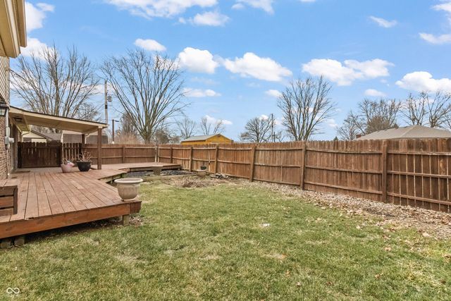 10190 N Balfer Drive E, Fortville, IN 46040