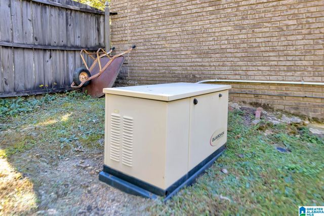 857 ANNIE LEE ROAD, Trussville, AL 35173