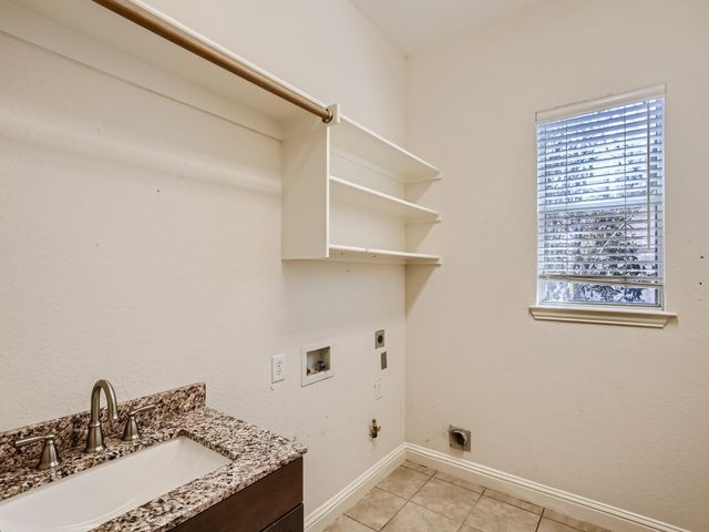2085 Club Lake Circle, Rockwall, TX 75087