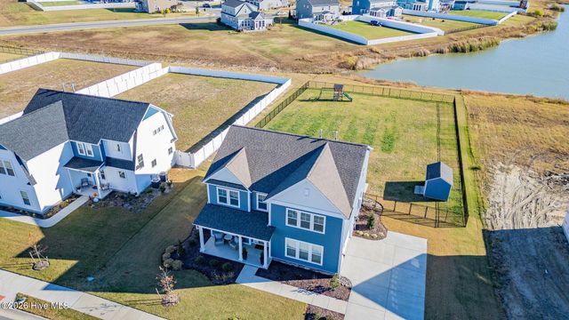 107 Farmridge Way, Moyock, NC 27958