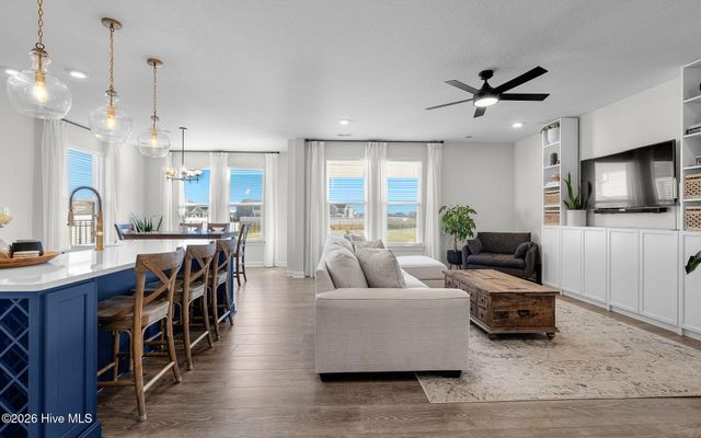 107 Farmridge Way, Moyock, NC 27958