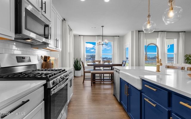 107 Farmridge Way, Moyock, NC 27958