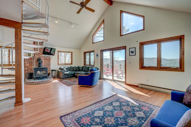 27 Upper Lake View Drive, Madison, NH 03849