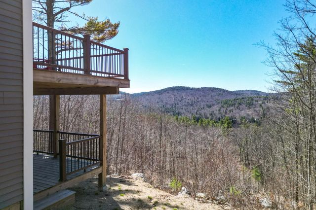 27 Upper Lake View Drive, Madison, NH 03849