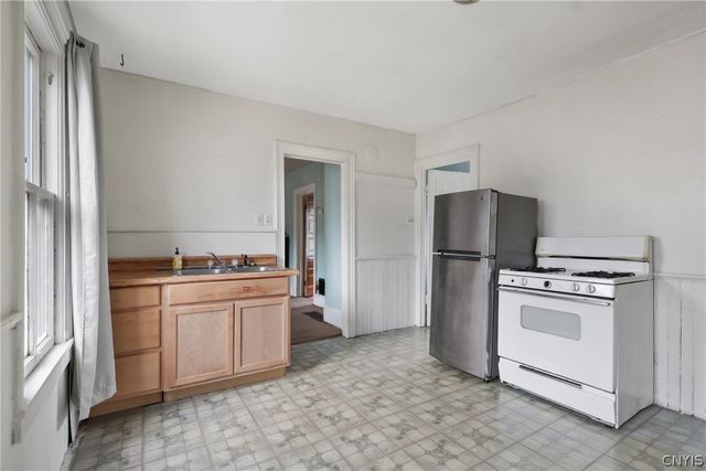 422 Elliott Street, Syracuse, NY 13204