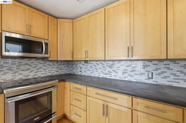 1130 Normandy Dr, Campbell, CA 95008