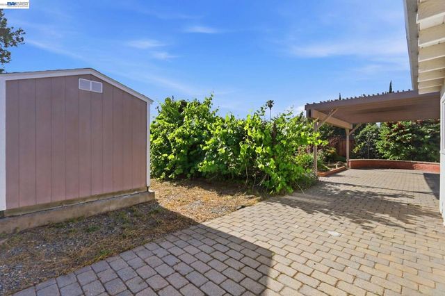 1130 Normandy Dr, Campbell, CA 95008