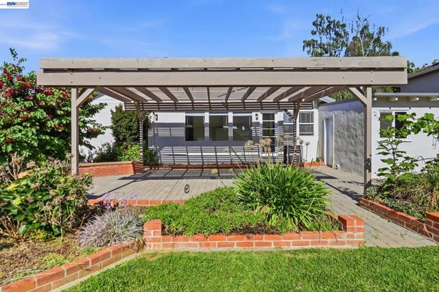 1130 Normandy Dr, Campbell, CA 95008