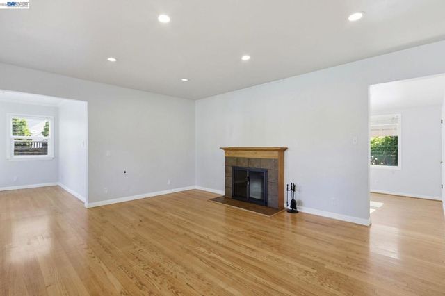 1130 Normandy Dr, Campbell, CA 95008
