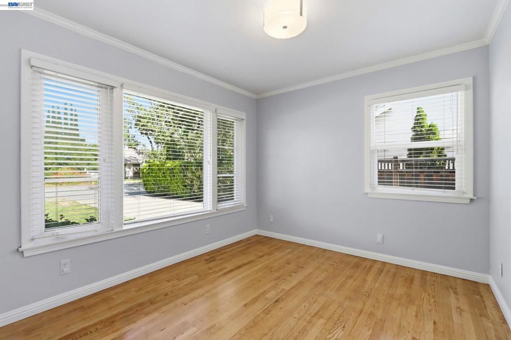 Image 11 of property listing at 1130 Normandy Dr, Campbell, CA 95008