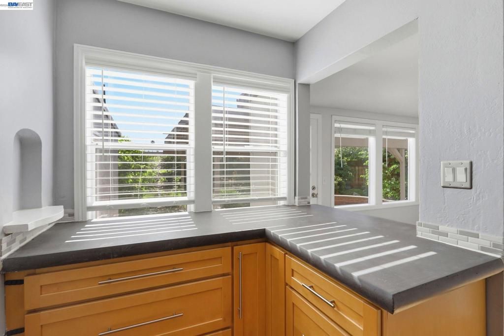 Image 17 of property listing at 1130 Normandy Dr, Campbell, CA 95008