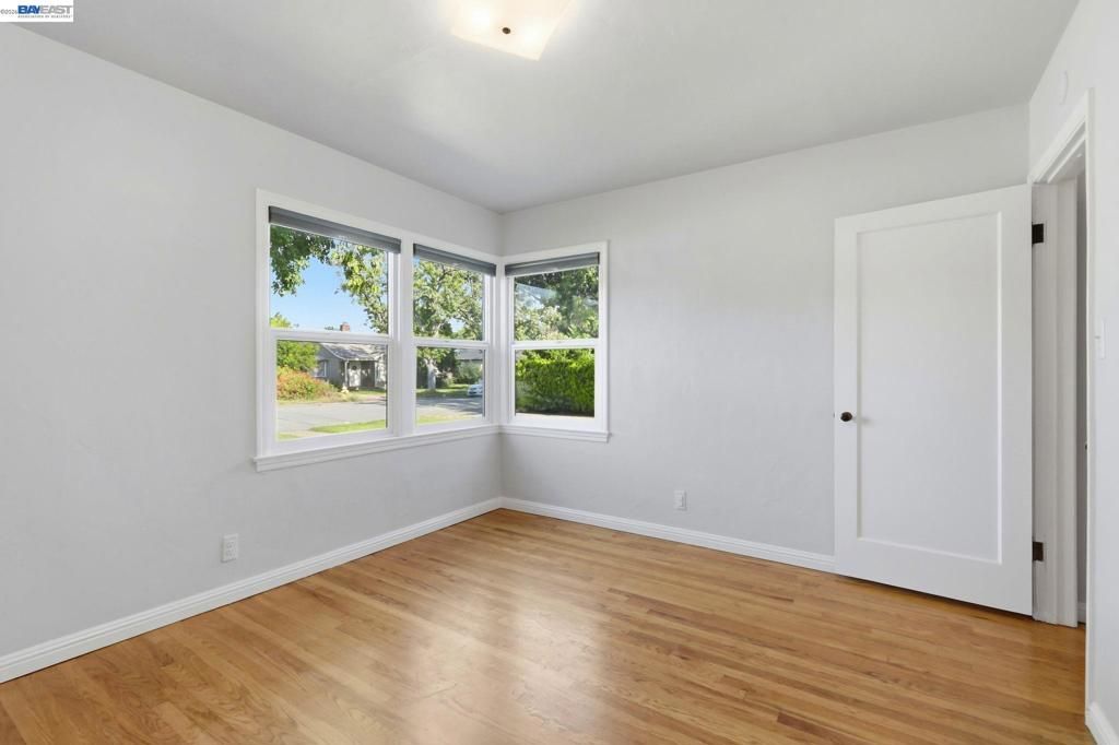 Image 22 of property listing at 1130 Normandy Dr, Campbell, CA 95008
