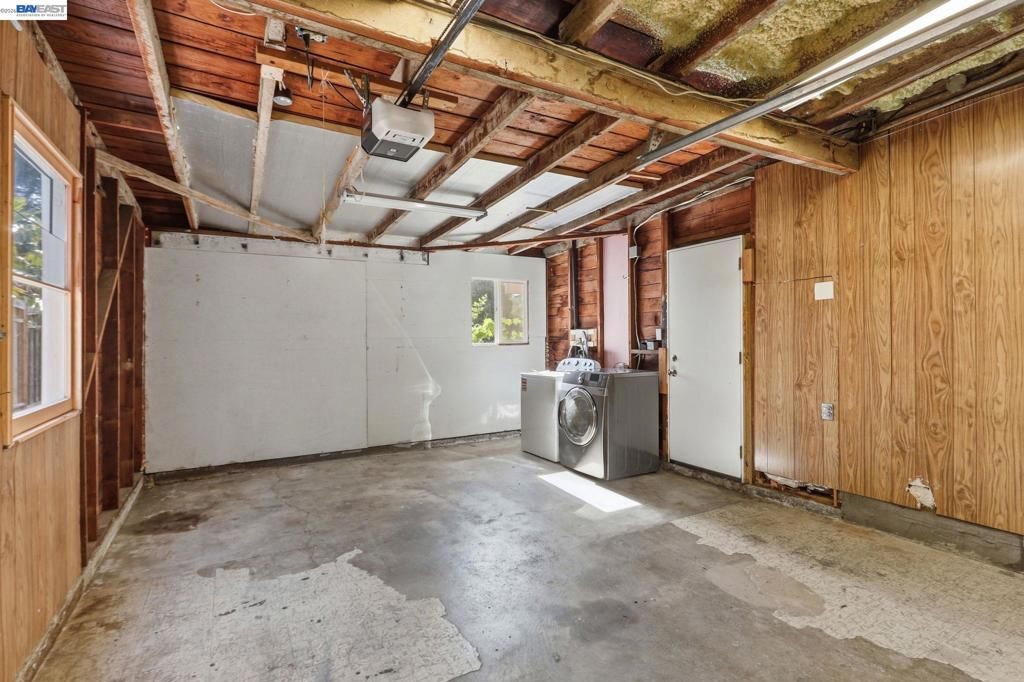 Image 33 of property listing at 1130 Normandy Dr, Campbell, CA 95008