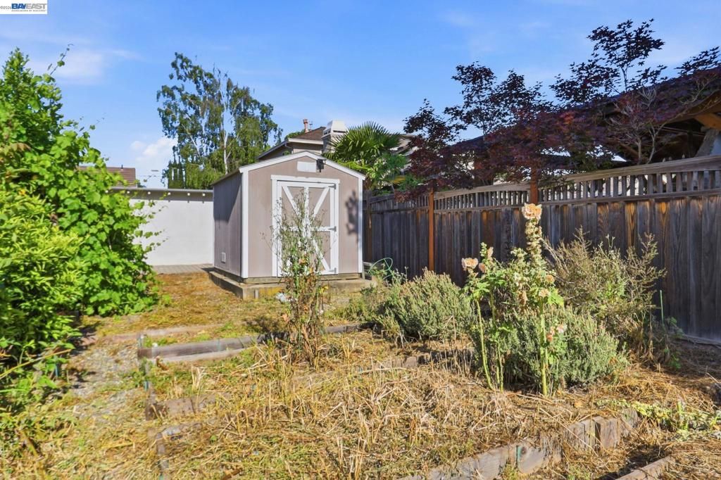 Image 36 of property listing at 1130 Normandy Dr, Campbell, CA 95008