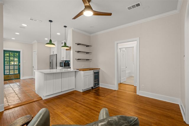 3225 Greene Avenue, Fort Worth, TX 76109