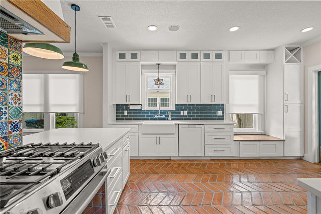 3225 Greene Avenue, Fort Worth, TX 76109