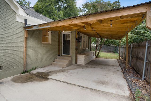 3225 Greene Avenue, Fort Worth, TX 76109