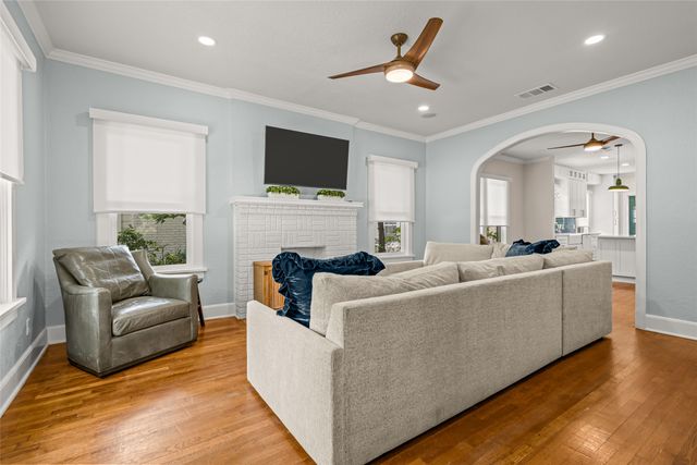 3225 Greene Avenue, Fort Worth, TX 76109
