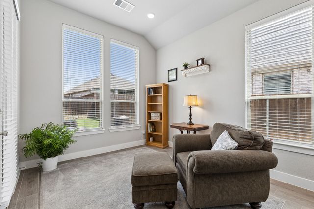 1125 Bridle Path Drive, Aubrey, TX 76227
