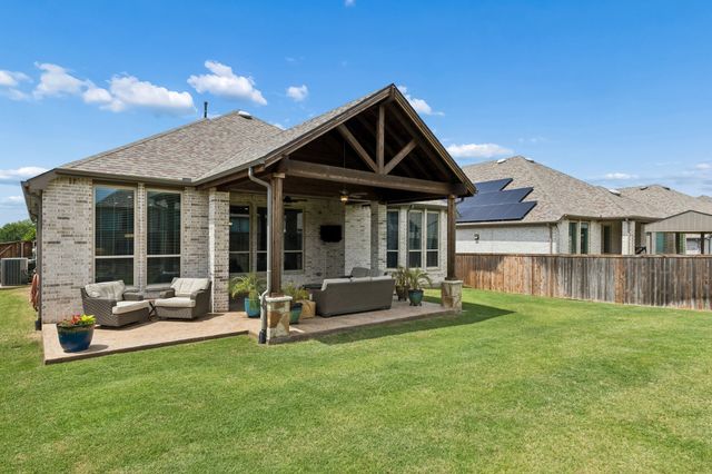 1125 Bridle Path Drive, Aubrey, TX 76227