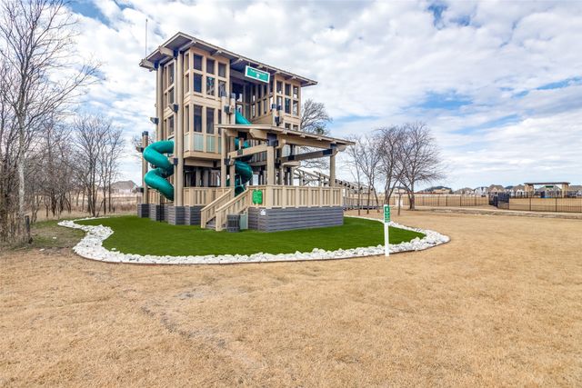 1125 Bridle Path Drive, Aubrey, TX 76227