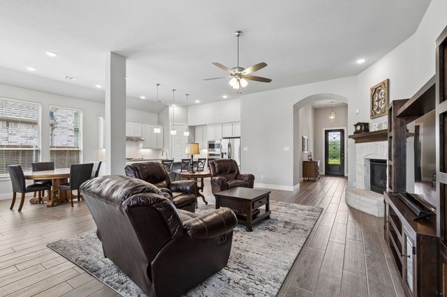1125 Bridle Path Drive, Aubrey, TX 76227