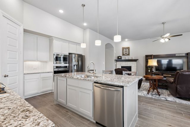 1125 Bridle Path Drive, Aubrey, TX 76227
