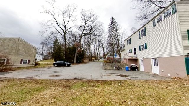 21 Reservoir Rd, Rockaway Twp., NJ 07866