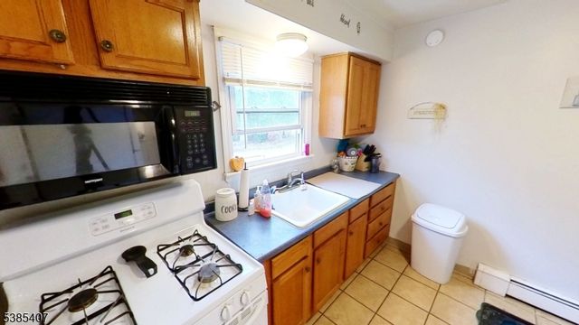 21 Reservoir Rd, Rockaway Twp., NJ 07866