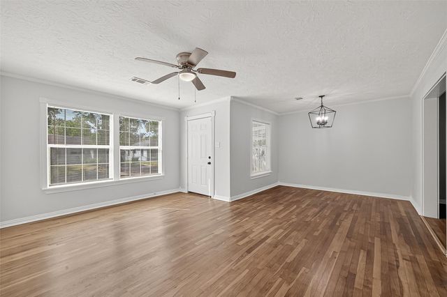 714 E Humble Street, Baytown, TX 77520