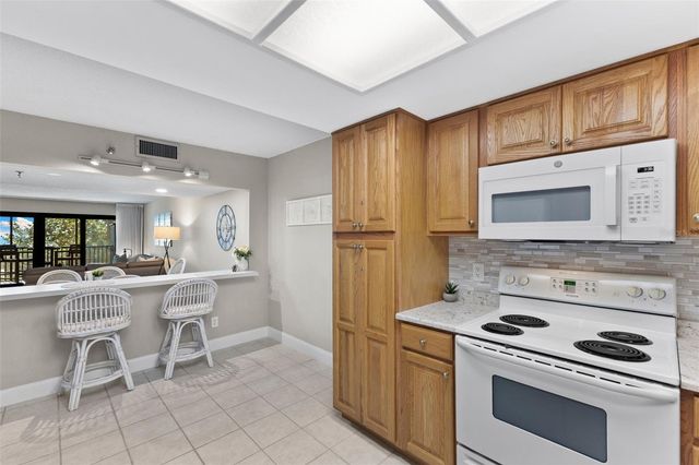 900 GULF BLVD 104, Indian Rocks Beach, FL 33785