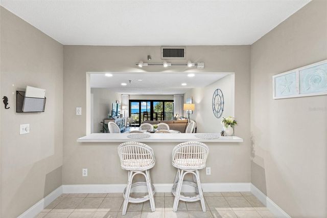 900 GULF BLVD 104, Indian Rocks Beach, FL 33785