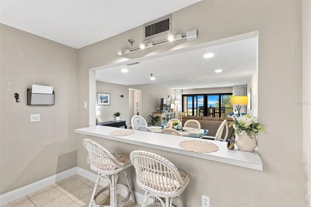900 GULF BLVD 104, Indian Rocks Beach, FL 33785
